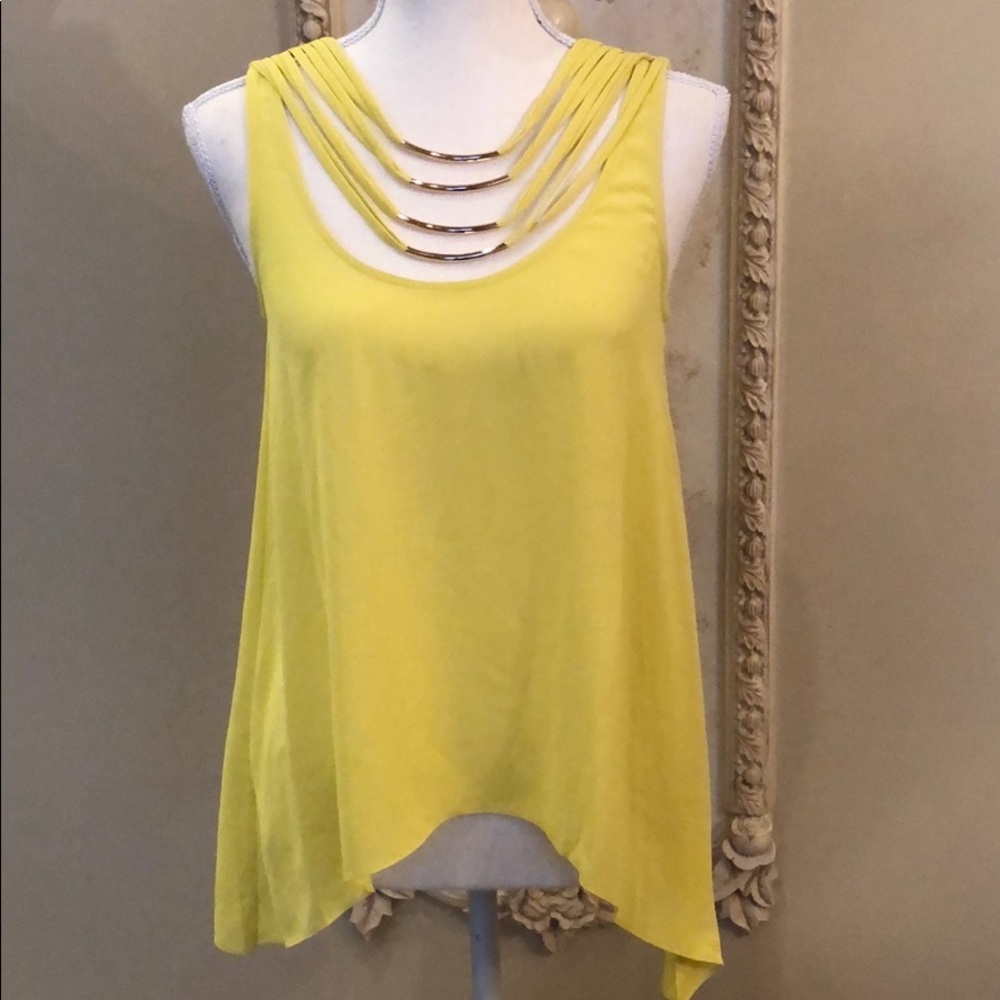 Sleeveless Top